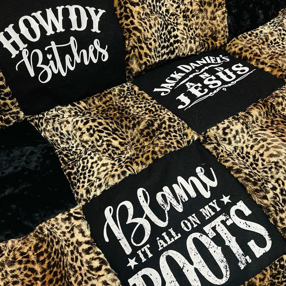 HoHoHoliday Special* HOWDY Bonfire Blanket PREORDER Daisy Dukez